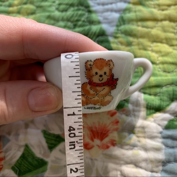 Tiny cute teacup, doll-sized, little kid Lucy Rigg - Picture 7 of 7